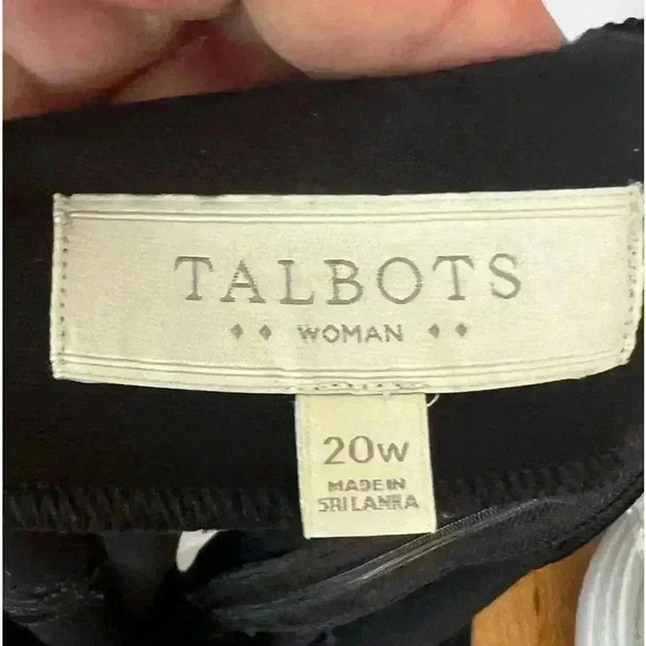 Talbots Women's Sz 20 w Little Black Skirt. Zip And Slit Back, Slightly Stretchy - Picture 4 of 5